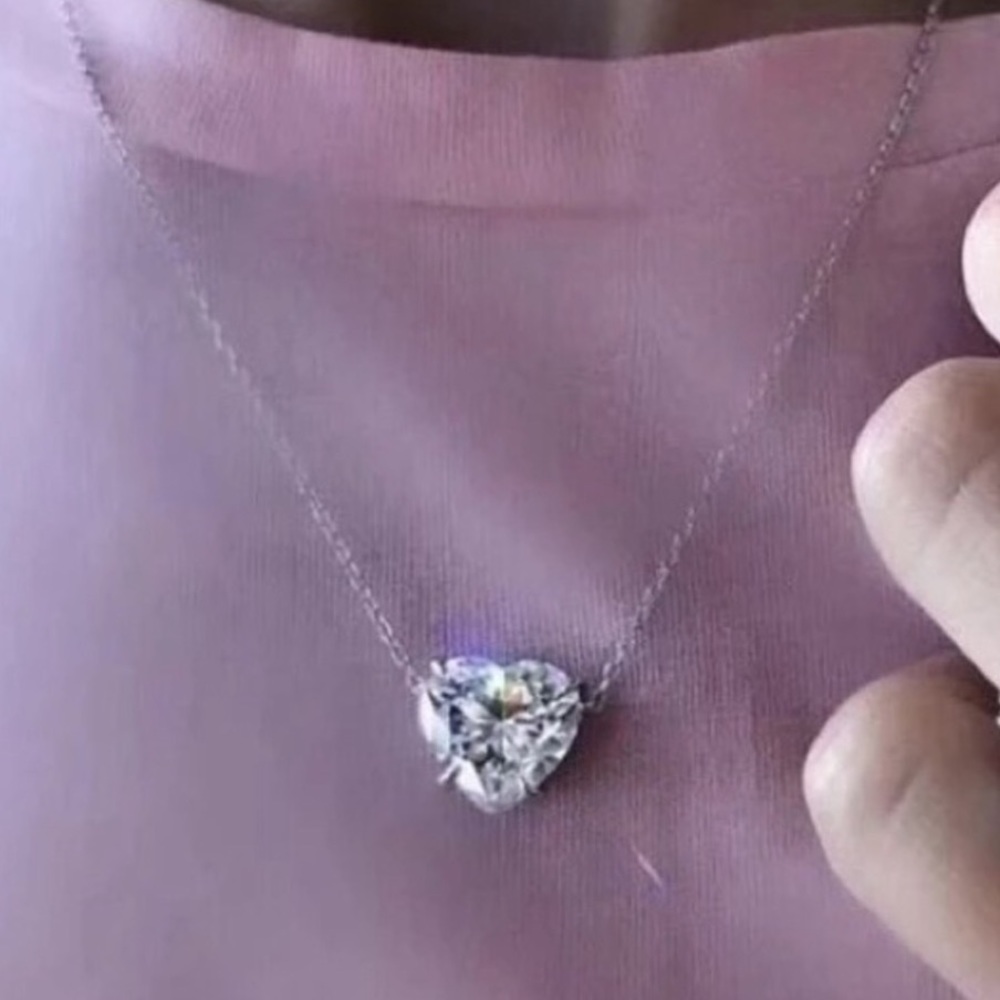 12ct Solitaire Heart Necklace - Picture 6 of 16